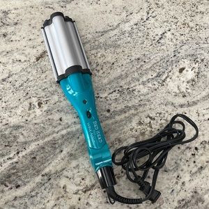 Bed Head Wave Artist